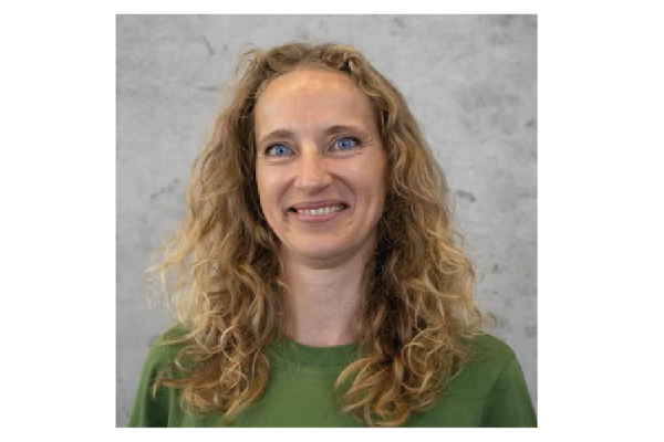 Portrait photo of Lydia Pedoth