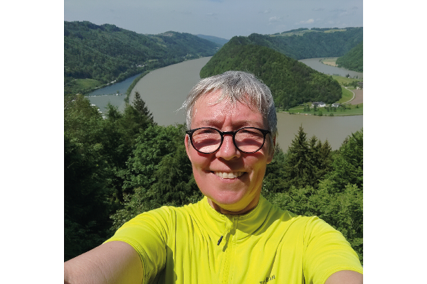 Portrait photo of Niki Beyer Portner 