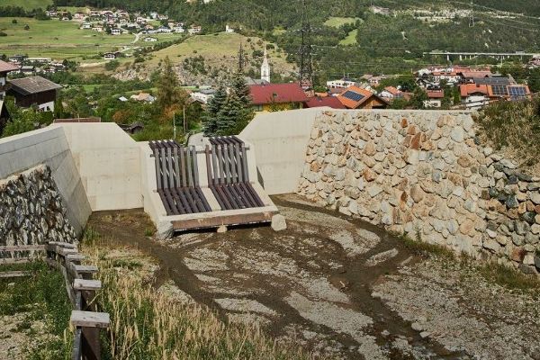 Dosiersperre mit Filterbauwerk