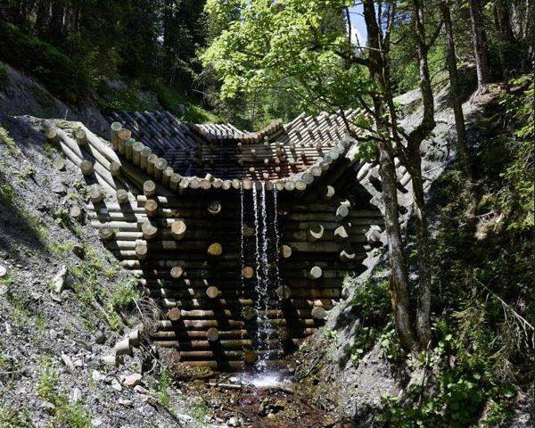 Konsolidierung aus kerngeschälten Rundholz 