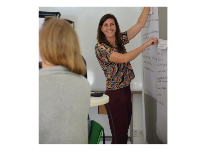 Portrait photo of Karin Weber