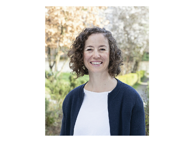 Portrait photo of Helen Gosteli